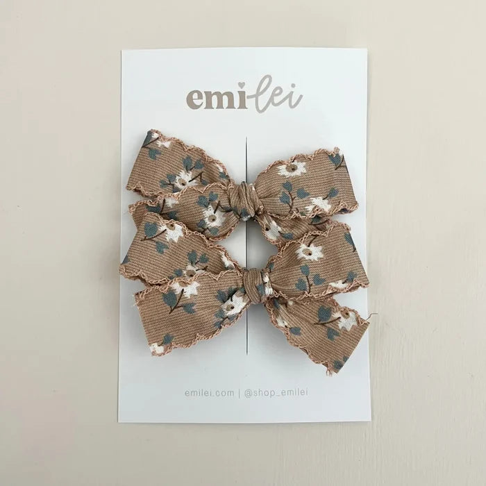 Khaki Wildflower