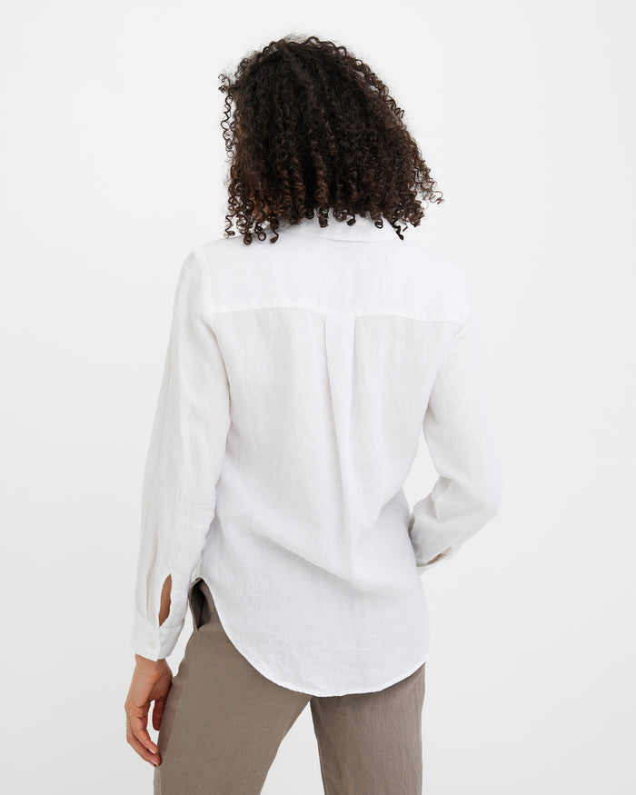MagicLinen White Linen Shirt BARCELONA, structured shirt neckline detail