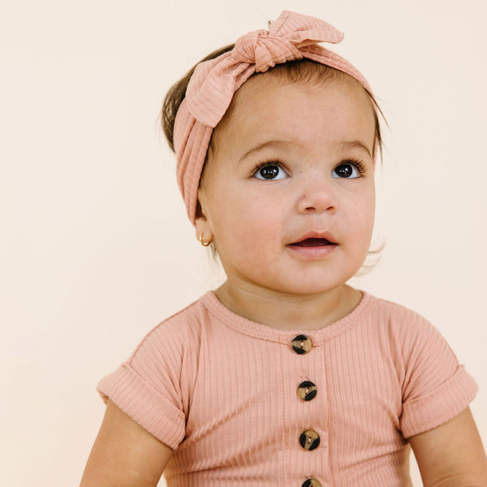 Toddler girl wearing Lou Lou and Company Ribbed Romper - Audrey