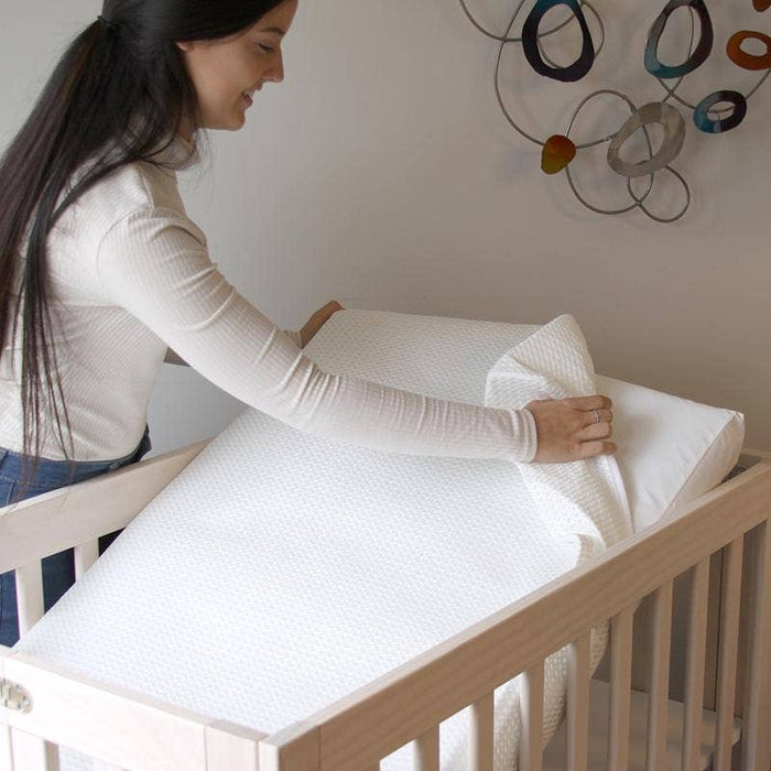 Lullaby Earth Breathe-Safe Breathable Cover