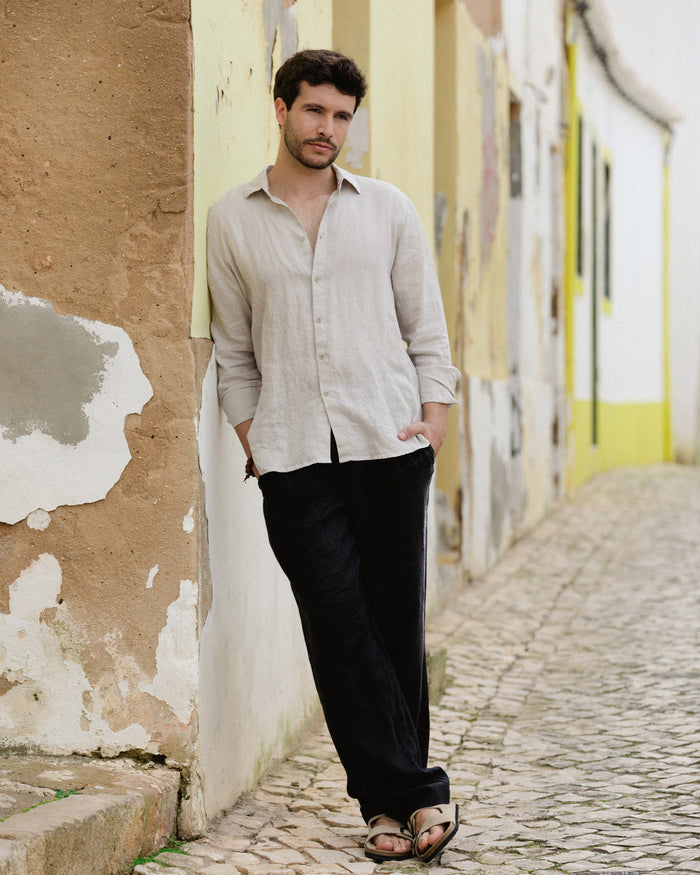 MagicLinen Natural flax CHICAGO linen shirt, fitted silhouette with hip-length coverage