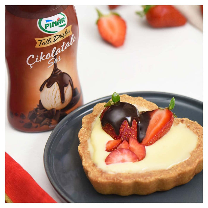 Pinar Chocolate Sauce as a great chocolate topping for cheesecake