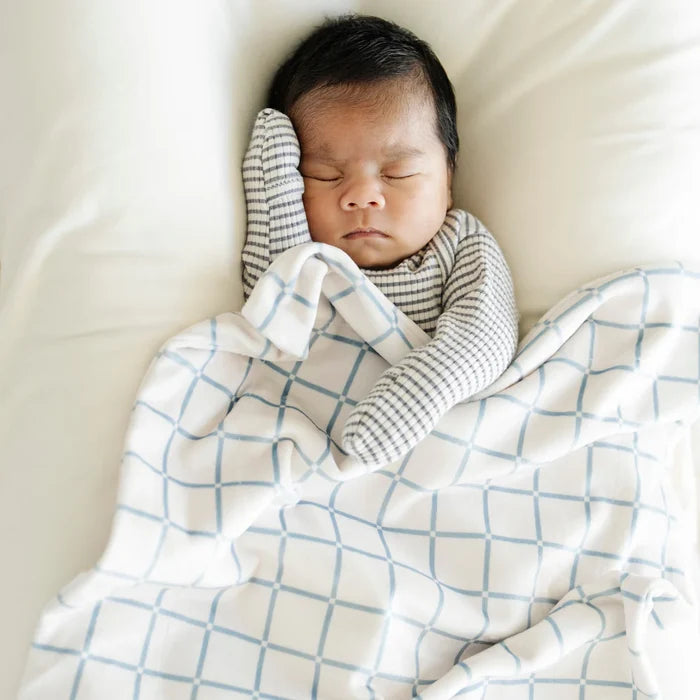 Saranoni Mini Minky Stretch Blanket