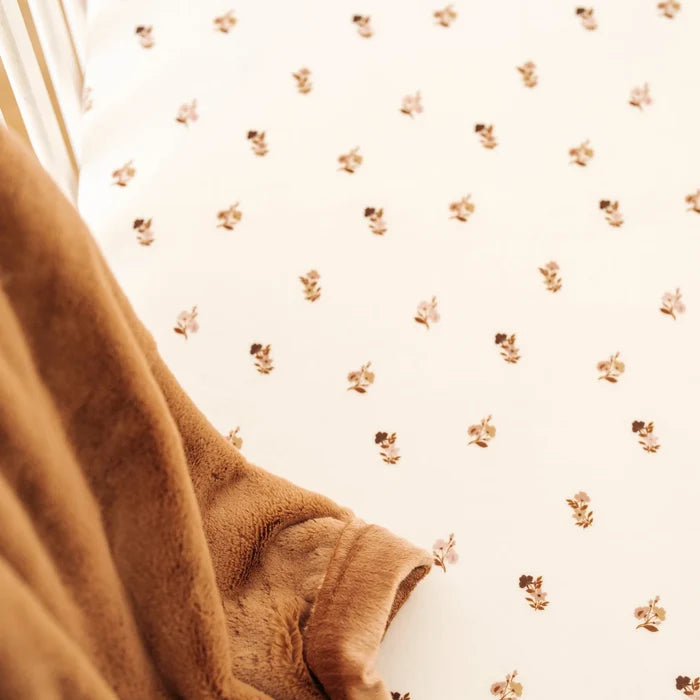 Saranoni Minky Stretch Luxe Crib Sheet