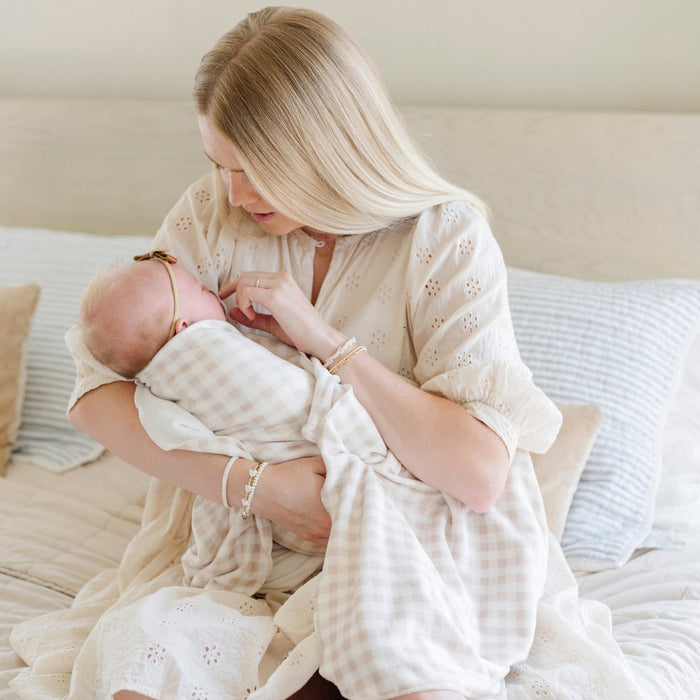 Saranoni Minky Stretch Luxe Swaddle Blanket