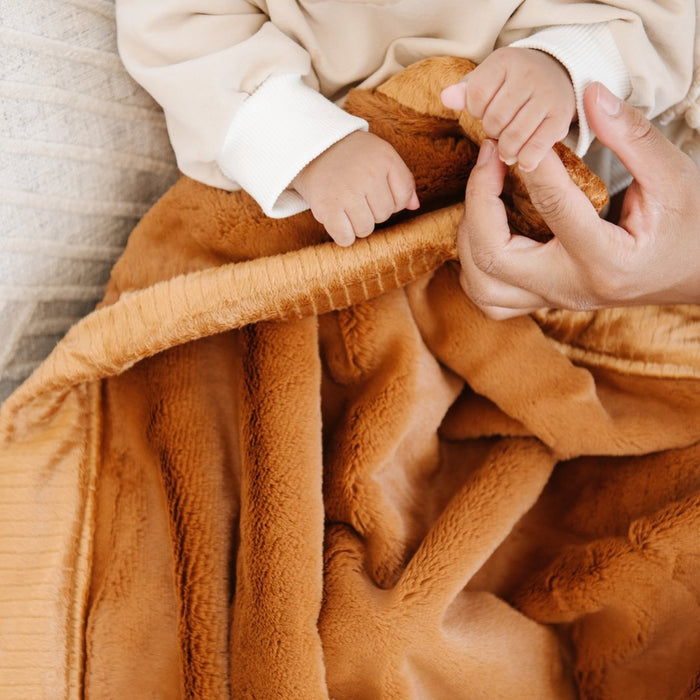 Saranoni Receiving Lush Blanket - Camel