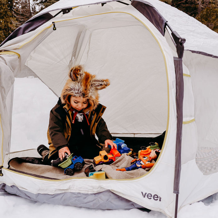 Veer Basecamp Tent with Child inside - White