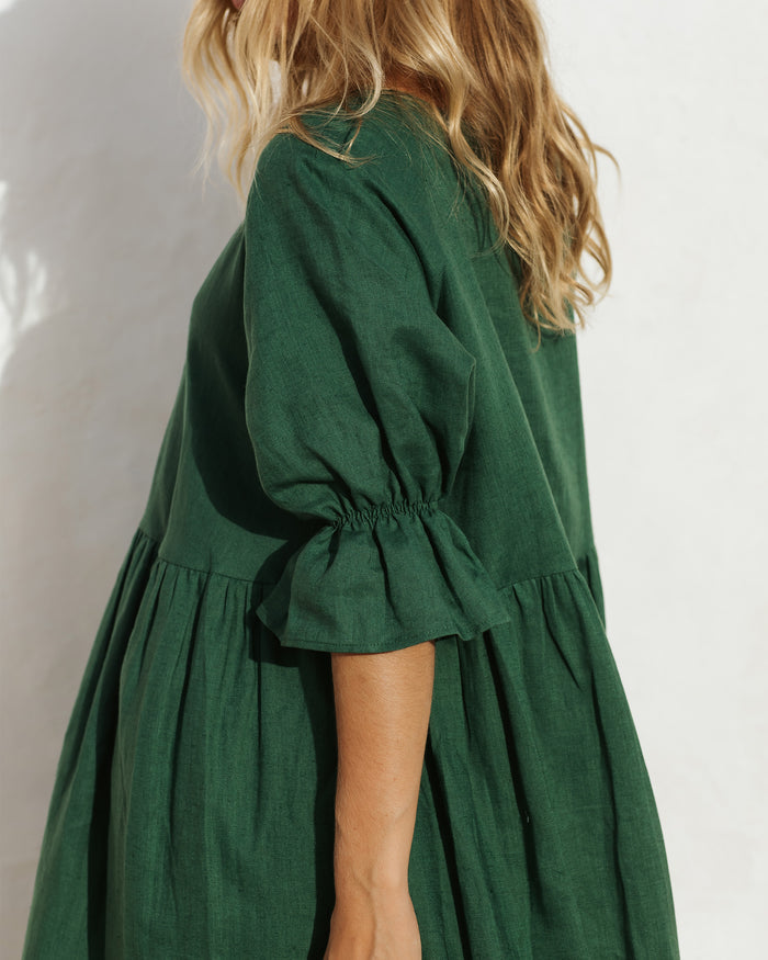 Voluminous linen dress NERJA in Green - MagicLinen